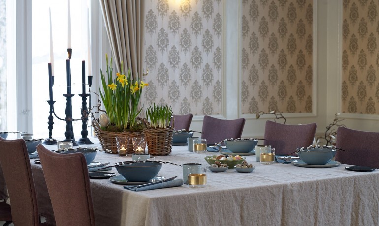 paaske-bord-kjeller-gaard-liten